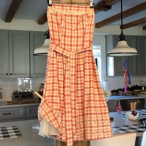 50ish style fit and flair strapless dress